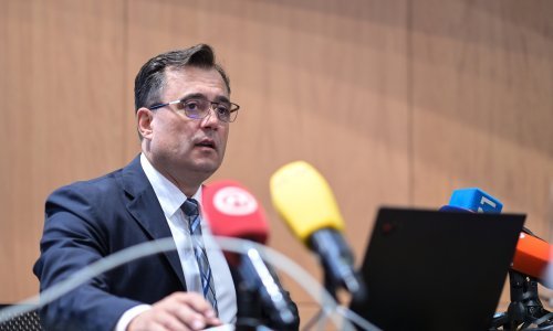 Šef Fonda za obnovu: '3000 ljudi na potresom pogođenom području čeka mobilne smještajne jedinice'