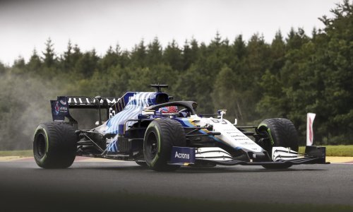 Mladi talent Formule 1 imao je jedan veliki zahtjev kada je potpisivao za Mercedes; sumnjamo da se je to svidjelo aktualnom prvaku