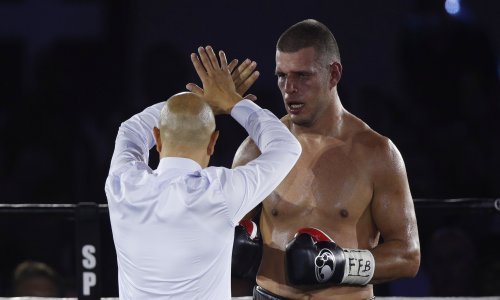 Petru Milasu unatoč porazu svi digli 'palac gore', a poruka koju je poslao privukla je veliku pozornost ljubitelja boksa