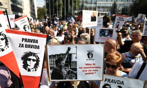 [FOTO/VIDEO] U Sarajevu tisuće prosvjednika tražilo istinu o smrti Dženana i Davida