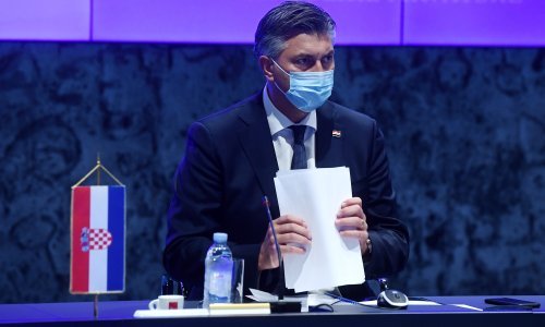 [FOTO/VIDEO] Plenković o uvođenju eura: Nestat će valutni rizik, smanjit će se kamatne stope