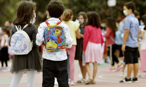 Učenici osmih razreda u Srbiji uče da hrvatski jezik ne postoji