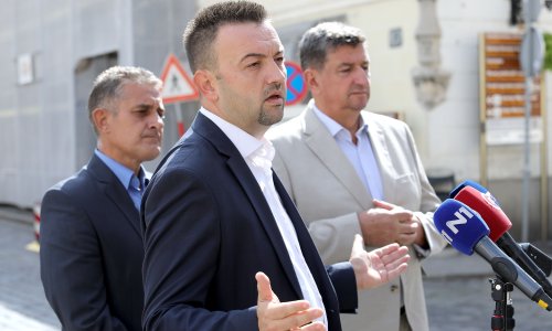 Pavliček preko Facebooka odgovorio premijeru: Nalazimo se u samom sumraku demokracije