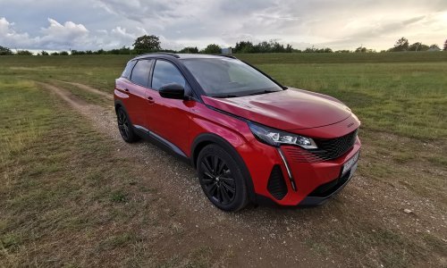 [FOTO/VIDEO] Vozili smo Peugeot 3008 Hybrid4; dizajnerski izvanredan i moćan kompaktni plug-in te hibridni SUV napredne tehnologije