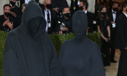 Predmet sprdnje: Ne prestaju šale na račun izdanja Kim Kardashian na Met Gali, a ovo su neke od najboljih