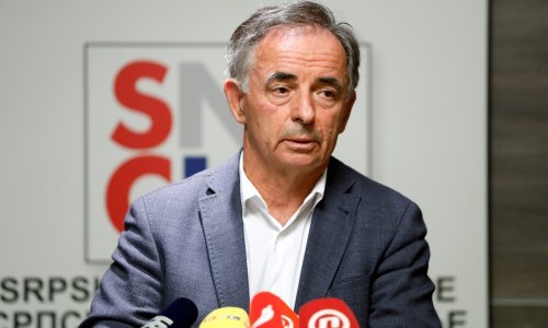 [FOTO/VIDEO] Pupovac: Neophodno je da Srbi u Hrvatskoj poštuju zakone RH