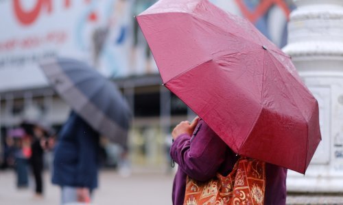 Stiže promjena vremena: Promjenljivo i nestabilno s mjestimičnom kišom i pljuskovima s grmljavinom