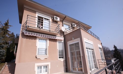 Obnovili biste fasadu ili stavili PVC stolariju? Fond za zaštitu okoliša raspisao natječaje, nudi se golem novac