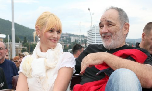 Olivera Balašević pokazala dijeliće obiteljskog doma u dobro poznatoj novosadskoj ulici Jovana Cvijića