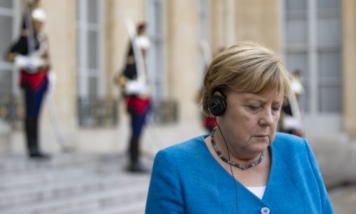 Merkel se oprostila sa svojom izbornom jedinicom: 'Bila je vrlo jednostavna, stabilna i pouzdana osoba, što još uvijek jest'