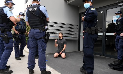 Australska policija sukobila se s prosvjednicima, uhićeno gotovo 270 osoba