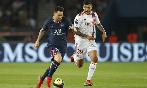 [FOTO] Lionel Messi prvi puta zaigrao na Parku prinčeva; PSG teškom mukom u zadnjim trenucima pobijedio Lyon u derbiju kola