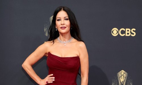 Jednim smjelim detaljem zanosna Catherine Zeta-Jones pomela je konkurenciju