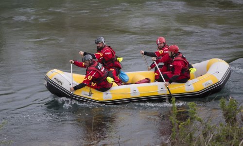 Na Peruči velika potraga za mladićem koji je jučer nestao: Na trenu plovila, dronovi, potražni psi i helikopteri