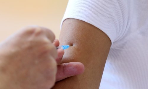 Pfizer započeo kliničko ispitivanje cjepiva protiv gripe koristeći mRNK tehnologiju