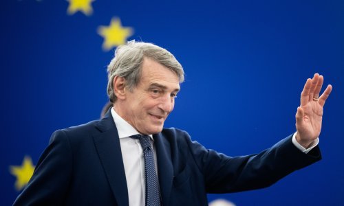 Predsjednik EU parlamenta Sassoli otpušten iz bolnice: Osjećam se bolje