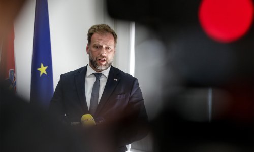 Ministar Banožić: Najoštrije osuđujem svaki oblik devastacije, posebice uništavanja murala skupniku Josipu Briškom