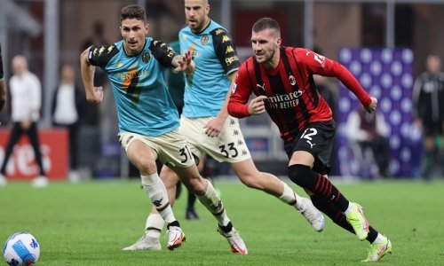 Milan se mučio, a onda ipak u drugom poluvremenu 'slomio' Veneziju; 'rossoneri' su sada na vrhu ljestivce izjednačeni s Interom
