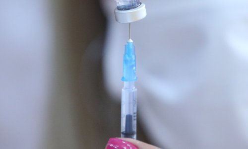 Zanimljiva strategija u Švicarskoj: Nagovorite nekoga na cijepljenje i dobit ćete poklon bon