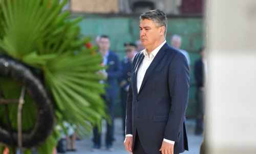[VIDEO/FOTO] Milanović: Zadatak Hrvatske svakom je čovjeku osigurati pristojan život. To dugujemo hrvatskim dečkima i curama, hrvatskim braniteljima, vitezovima