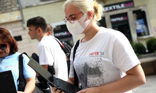 Popisivači u niskom startu: Sutra kreću u obilazak domova. Evo kako im izgledaju posljednje pripreme