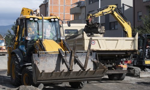 [FOTO] Prometni čepovi na Trešnjevci zbog zatvaranja dijela Selske ceste, radovi će trajati do srijede