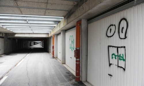 [VIDEO] Pogledajte ispovijest žene koja živi u garaži: Daje za nju 500 kuna mjesečno. Od svoje plaće nema za ništa bolje