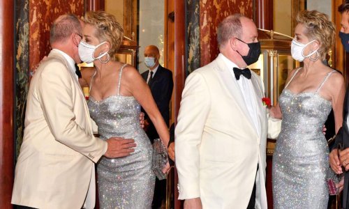 Princ Albert na gala večeru stigao u pratnji Sharon Stone: Je li tim potezom poslao skrivenu poruku svojoj supruzi?