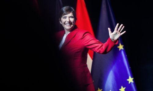 Iznenađenje oporbenih izbora u Mađarskoj: Peter Marki-Zay zasad ispred Klare Dobrev