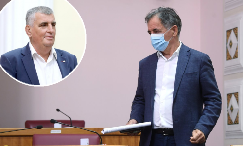 Opet show u Saboru: Pupovac tražio stanku kako bi se 'oporavio od maltretiranja kolega', Bulj mu odgovorio da je 'prošlo vrijeme diktature'