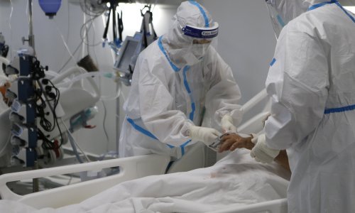 U Srbiji 5.334 nova slučaja korone, 49 preminulih: 'Situacija je katastrofalna, svi se moramo uozbiljiti'