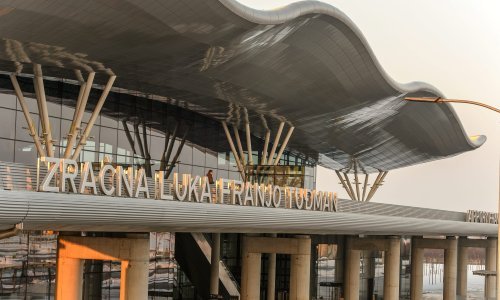 Kardinalna greška u engleskom imenu zagrebačke zračne luke