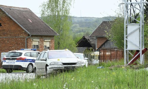 Sletio automobilom s ceste i preminuo; od ranije ima zabranu vožnje, nije bio vezan, a ni automobil mu nije bio registriran