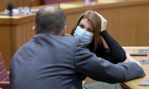 Oporba: Zašto se umanjuje uloga Sabora?