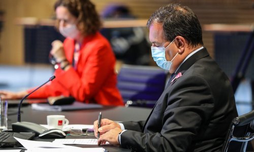 Beroš se na Vladi pohvalio rastom broja cijepljenih zdravstvenih djelatnika: Ovime ne ugrožavamo ničija prava već upravo suprotno
