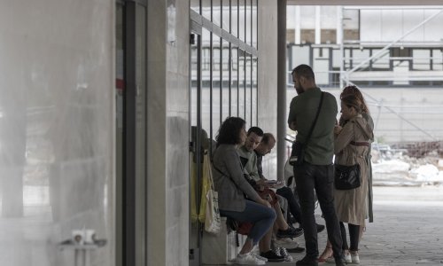 Ispred splitskog Centra za socijalnu skrb danas nije bilo djelatnika koji se protive testiranju: Neki na bolovanju, drugi na godišnjem, a treći izvadili covid potvrde