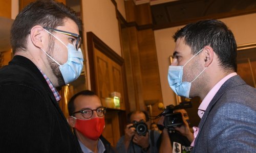 [FOTO/VIDEO] Predsjedništvo SDP-a izbacilo Bernardića i još šestero zastupnika. Izbačeni se oglasili na Facebooku: 'Zbogom i da se više nikad ne sretnemo'