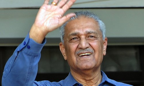 Tisuće ljudi na ispraćaju oca pakistanske atomske bombe