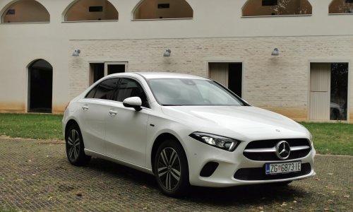 [FOTO/VIDEO] Vozili smo Mercedes-Benz A 250 e, atraktivnu kompaktnu limuzinu s naprednim plug-in pogonskim sustavom