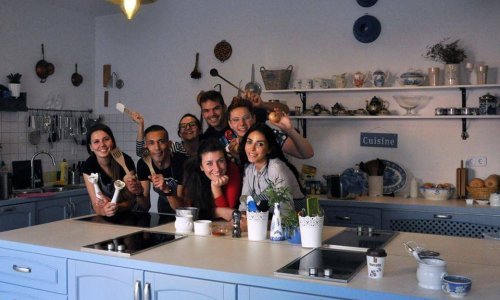 Azilanti skupljaju novac za pokretanje cateringa