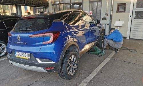 Jeste li montirali gume za zimske uvjete? Od 15. studenog vaše vozilo mora imati zimsku opremu