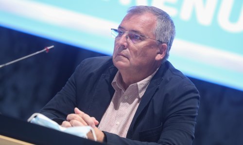 'Mislim da smo na vrhuncu četvrtog vala, ali u zimi bi broj zaraženih opet mogao rasti'