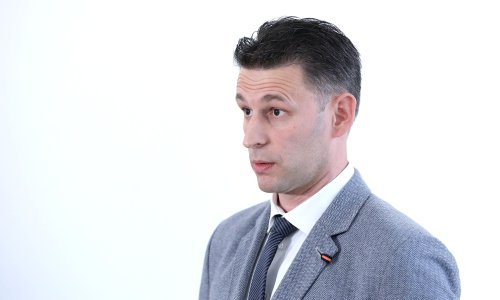 Božo Petrov pozitivan na koronavirus, otkrio je kako se osjeća, ali i što misli o radu Stožera