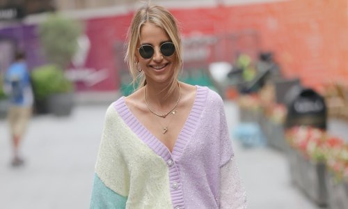 Isprobajte genijalan trik koji ovim toplom i udobnom jesenskom komadu daje posve novu chic notu