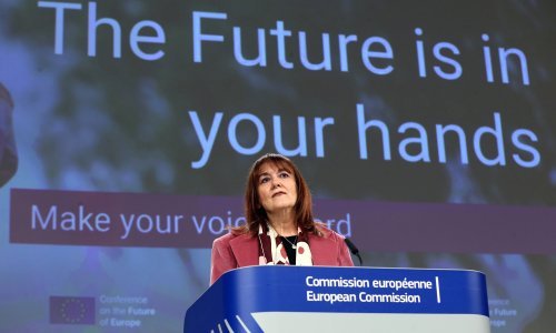 Šuica poziva Hrvate da više raspravljaju o EU: Mi volimo govoriti kada već bude kasno