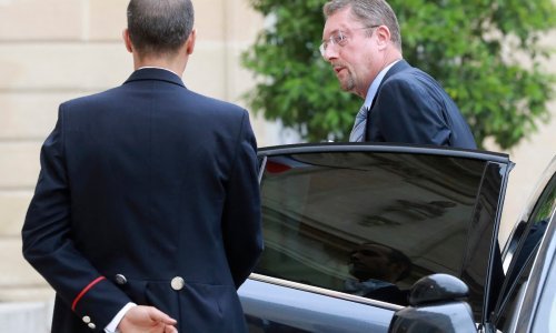 Bivši ravnatelj obavještajne službe: Rusija je imala krticu u francuskom ministarstvu obrane