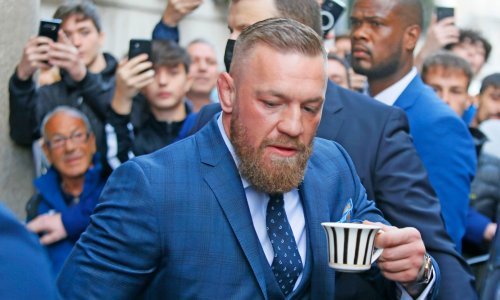 Conor McGregor opet šokirao: 'Paralizirala sam se, nemojte mu prilaziti niti tražiti autograme, jer to je nestabilna i opasna osoba'