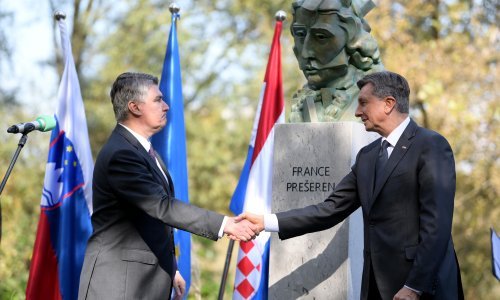Milanović i Pahor na Bundeku otkrili spomenik Prešernu: Hrvatsko-slovenski odnosi su jedna sve ljepša i ljepša priča