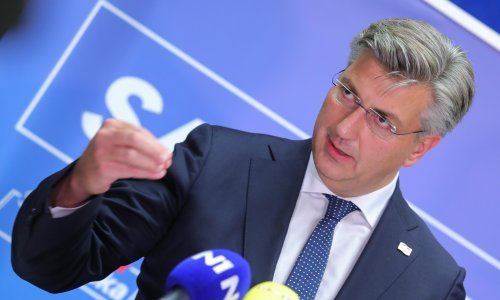 [FOTO] Plenković o guvernerovoj izjavi o rastu kamata: 'Nije mi jasno kako je ta tema postala aktualna. I inače je dobro govoriti manje'