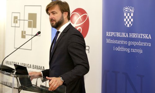 Ćorić: Nastave li cijene goriva rasti doći će do 'pravednije raspodjele odgovornosti'